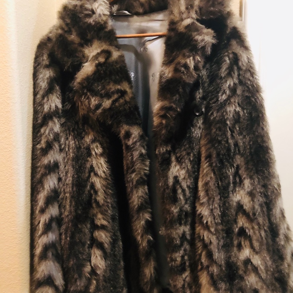 COPY - Fur coat
